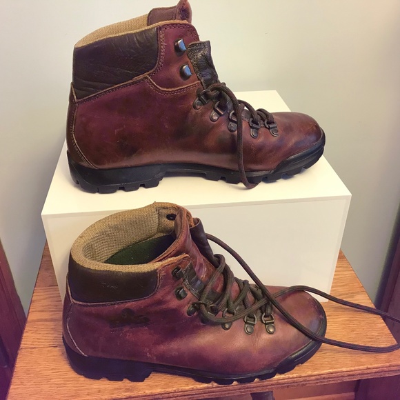 EMS vintage leather Vibram Italian hiking boots - Picture 11 of 16